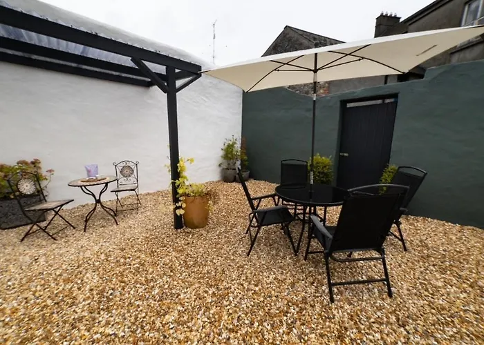 4 Connaught Street Birr